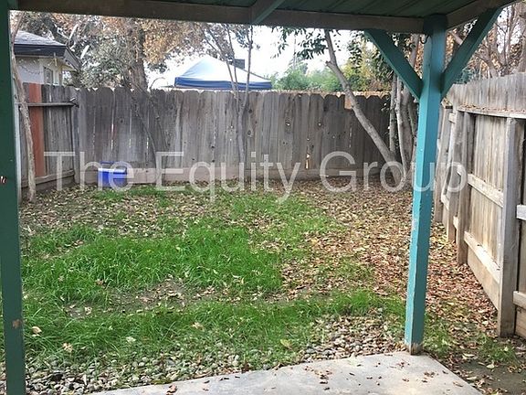 5th image of 1929 S County Center Dr