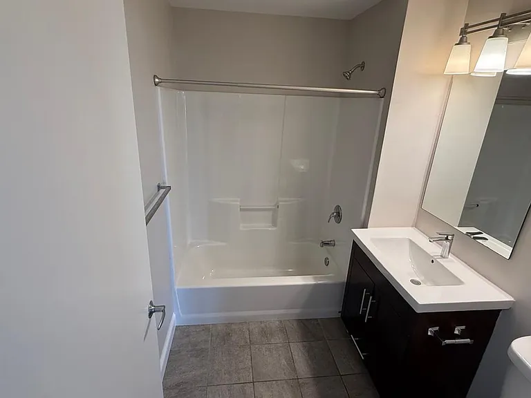 Renaissance Station — Photo 140