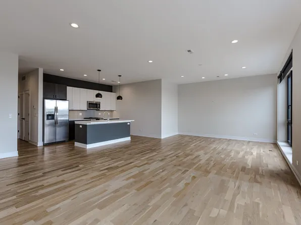 2556 W Armitage Ave, Chicago, IL
