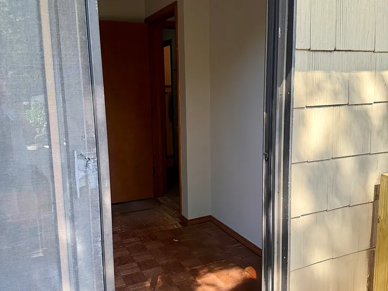 503 Hessel Blvd — Photo 64