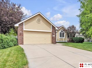 123 Wilma Rd, Papillion, NE 68133