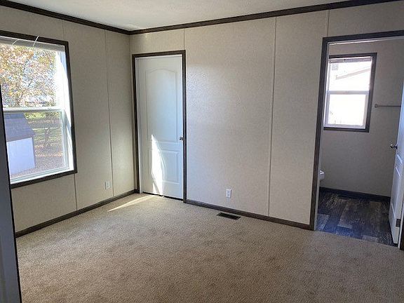 5th image of 150 Carriage Ln #150