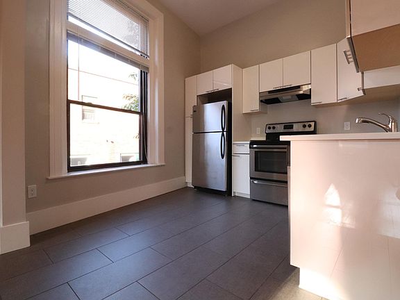 5th image of 9 Sewall Ave #16