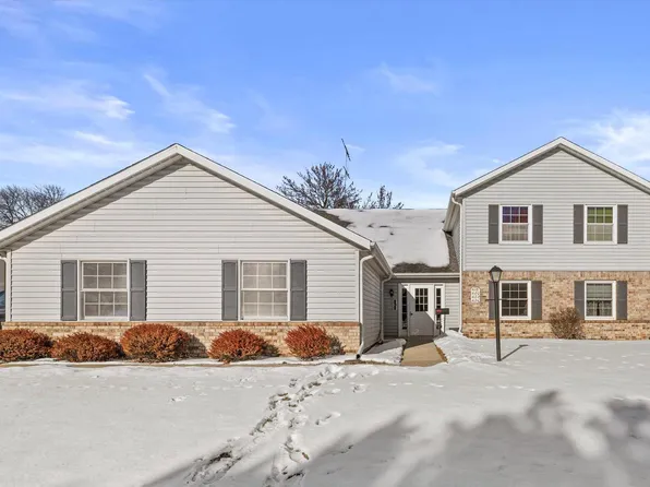 4122 80th PLACE #21D, Kenosha, WI 53142