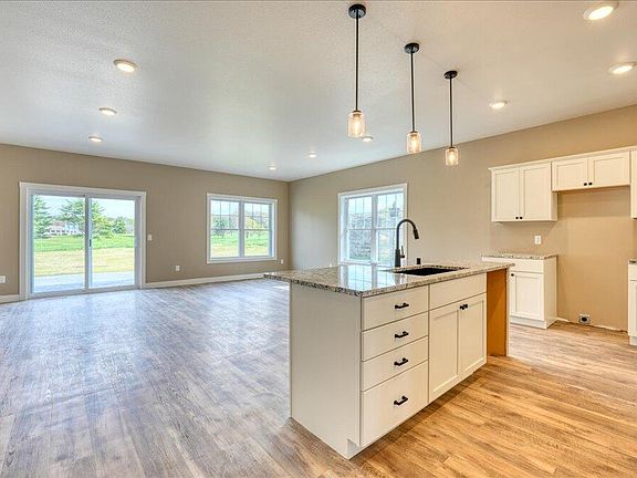 4th image of W7674 Castle Mound ROAD