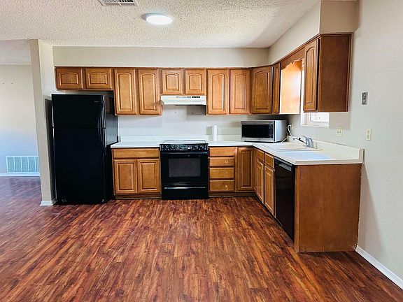 5th image of 1527 Scenic Dr