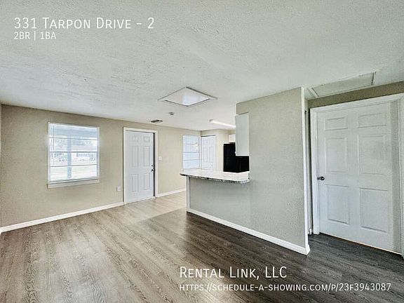 4th image of 331 Tarpon Dr APT 2