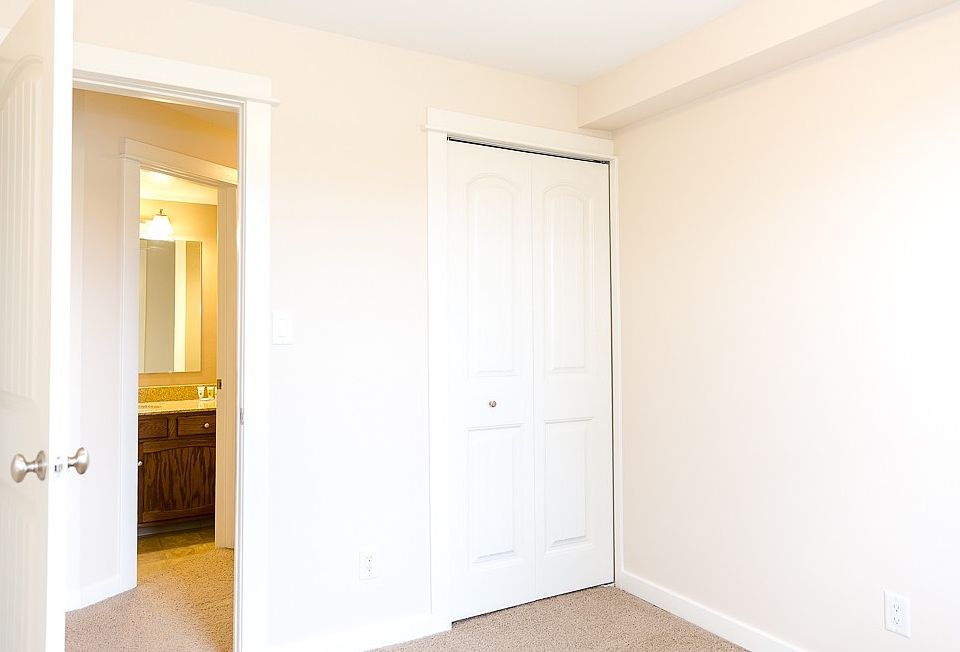 Smaller Bedroom