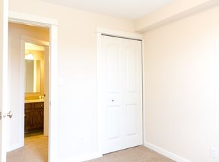 4425 Heritage Ct SW APT 12, Grandville, MI 49418