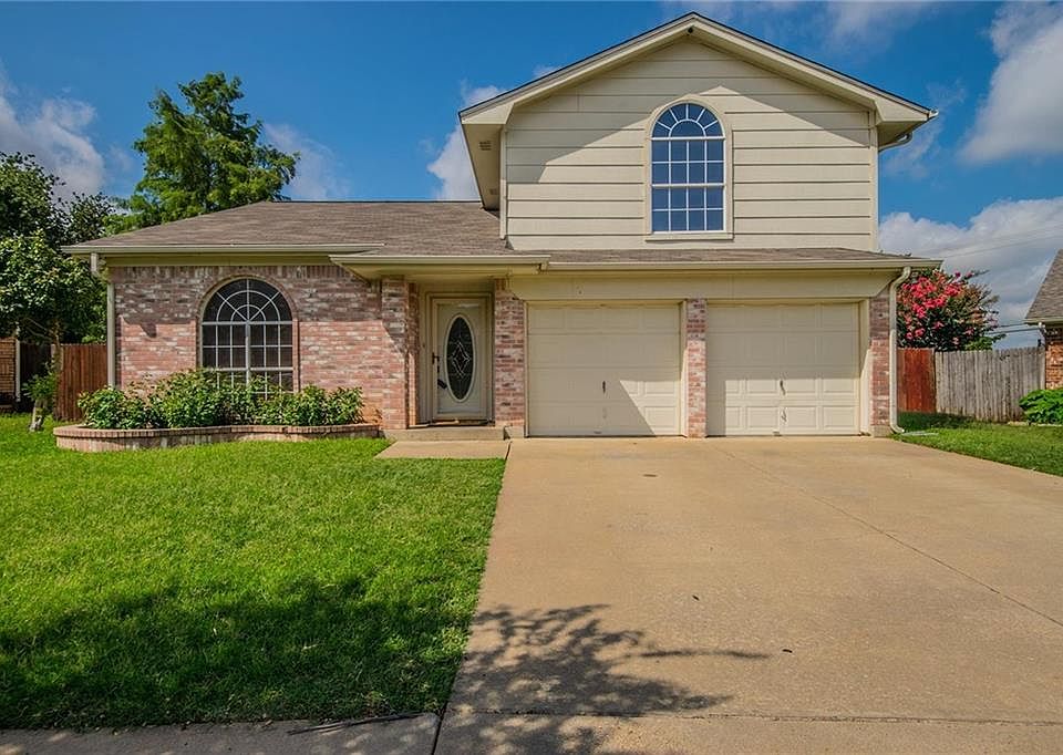 1st image of 6226 Vista Wood Dr