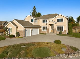 21707 29th St E, Lake Tapps, WA 98391