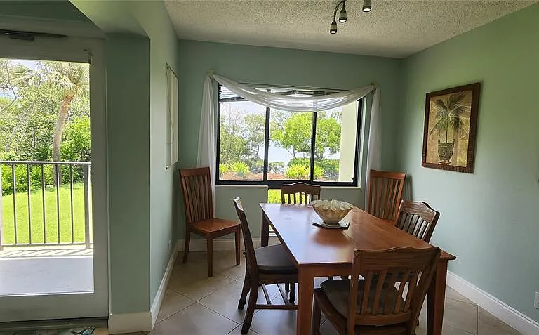 1515 Pinellas Bayway S #62 — Photo 24