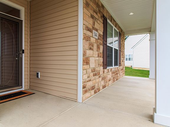 2nd image of 544 Saffron Dr