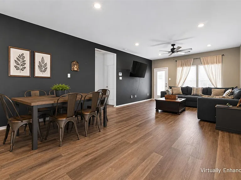 24251 Copperleaf Bay Ln — Photo 4