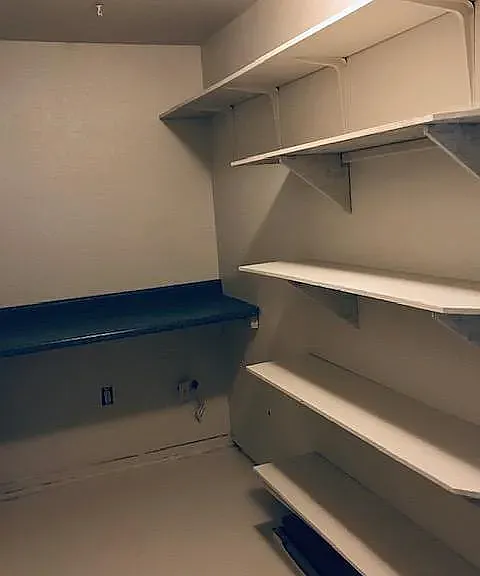 storage / laundry room