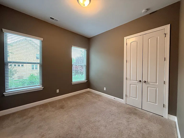 4012 Crismark Dr — Photo 9