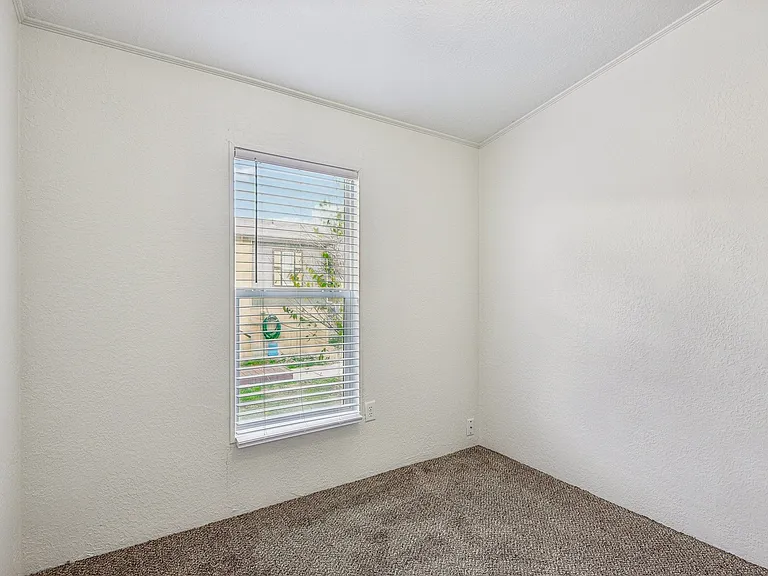 Northbrook Villas Community — Photo 28