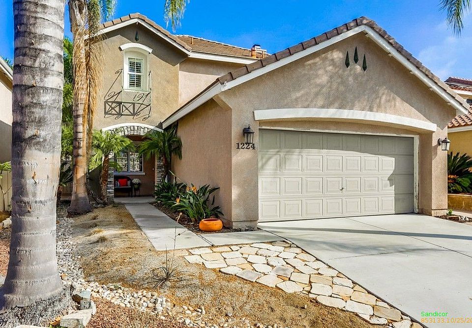 1st image of 1224 Avenida Amistad