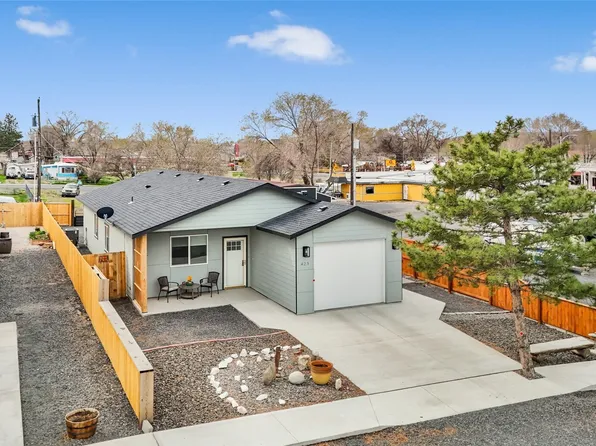 423 2nd Ave SE, Soap Lake, WA 98851