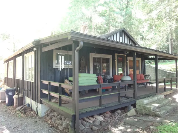 105 Chisnell Rd, Gibbon Glade, PA 15440
