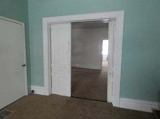 30 Saint John St, Mc Kees Rocks, PA 15136