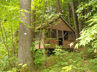 5 Pine St, Great Barrington, MA 01230