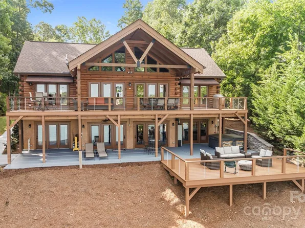 10108 Saw Mill Rd, Charlotte, NC 28278