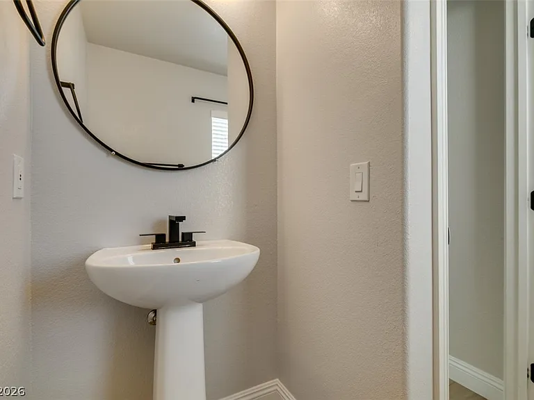 8909 Houston Ridge Ave — Photo 27