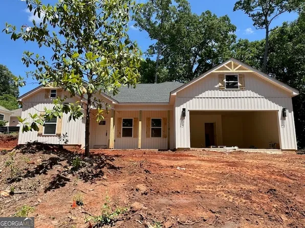 108 Laurel Oak Ln, Warner Robins, GA 31093