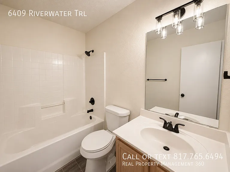 6409 Riverwater Trl — Photo 8