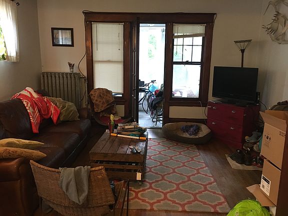 4th image of 1648 Selby Ave APT 2