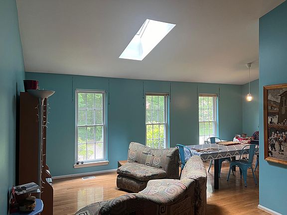 3rd image of 5911 Wood Sorrels Ct