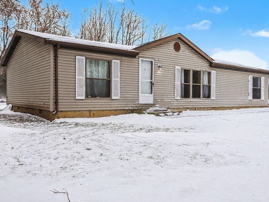 115 E Xy Ave, Vicksburg, MI 49097
