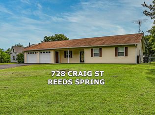 728 Craig St, Reeds Spring, MO 65737