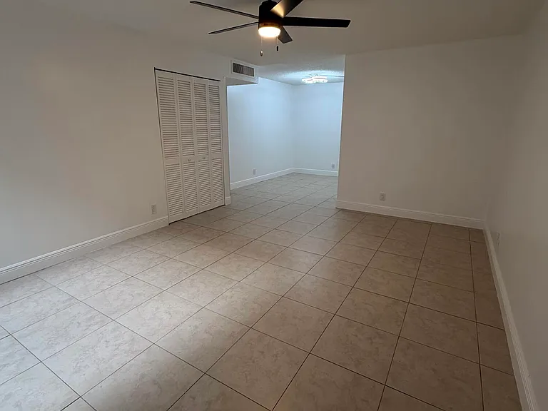 2661 Riverside Dr #2 — Photo 4