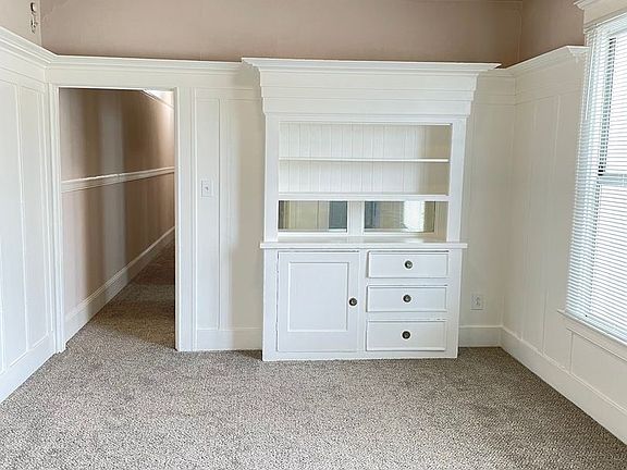 5th image of 1325 Lincoln Way APT 5