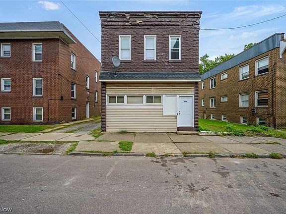 3rd image of 42 E Tallmadge Ave