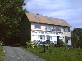 376 Happy Hill Rd, Lyndonville, VT 05851