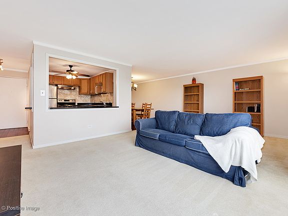 4th image of 151 N Kenilworth Ave APT 5F