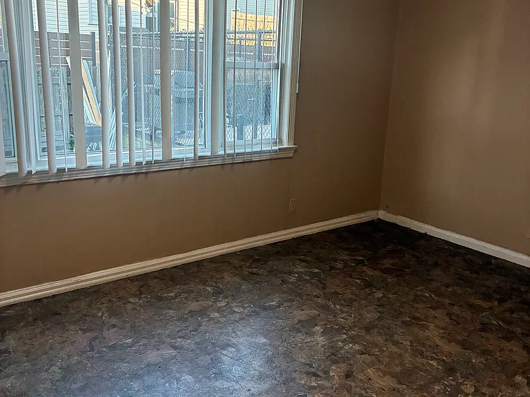 314 Pearsall Ave #1 — Photo 14