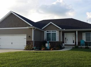 1001 Haverhill Dr, Troy, OH 45373