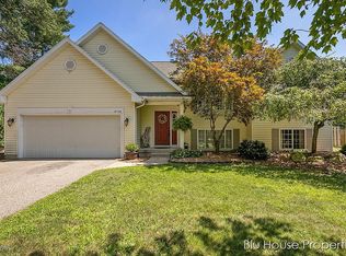 4150 Burlingame Ave SW, Wyoming, MI 49509