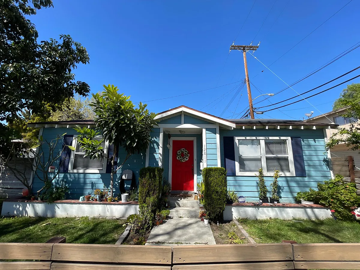 Building Photo - 12811 La Cuarta St