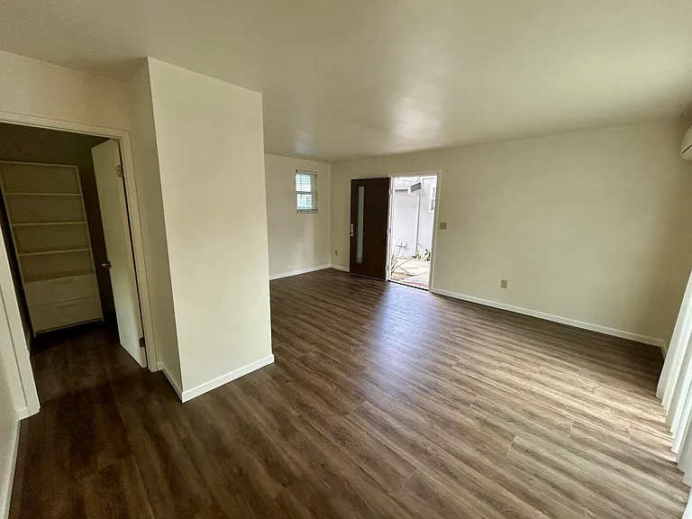 47 Ocean View Ave #6 — Photo 3