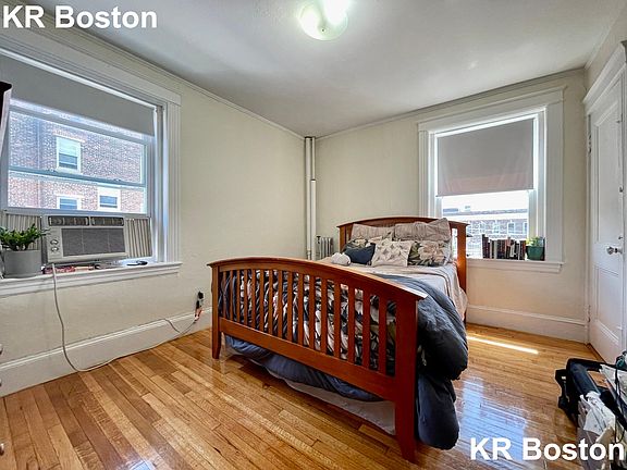2nd image of 84 Washington St #14
