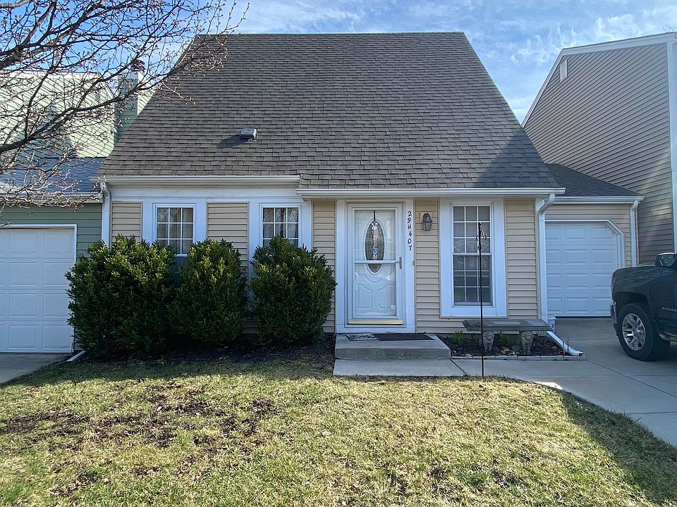 1st image of 29W407 Candlewood Ln