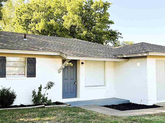 2nd image of 5704 NW Ash Ave