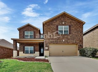 920 Summer Stream Rd, Denton, TX 76207