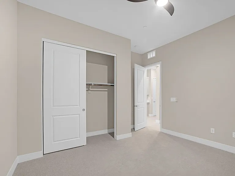 369 Portus Delphini Ct — Photo 18