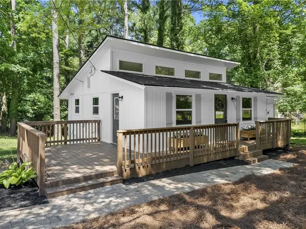 4483 Collins Cir, Acworth, GA 30101